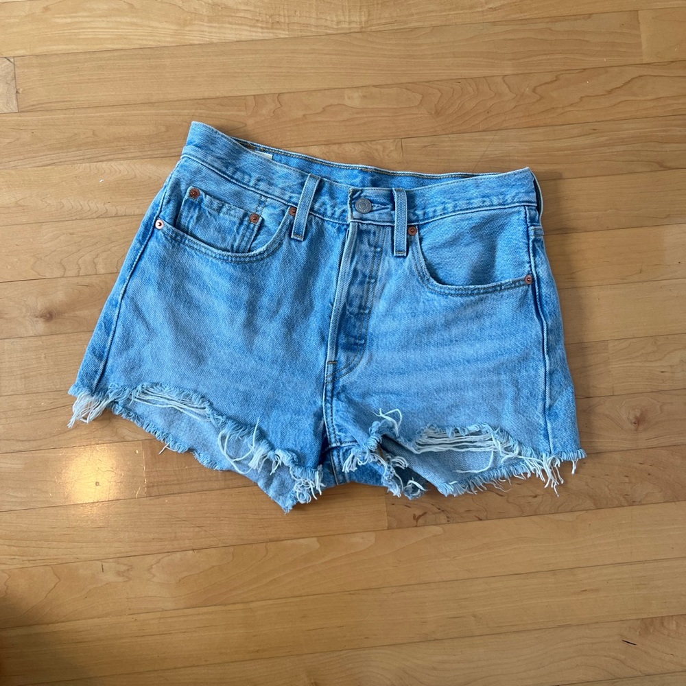 Levis 501 Denim Shorts Size 26